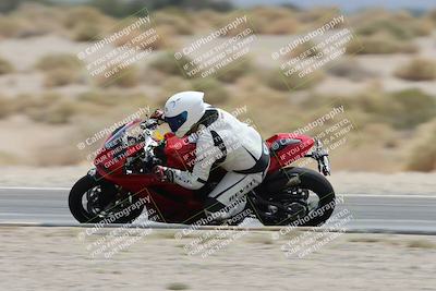 media/May-05-2025-Moto Forza (Mon) [[3c1838c5e5]]/2-B Group/Session 3 (Panning Test Turn 14 Inside)/